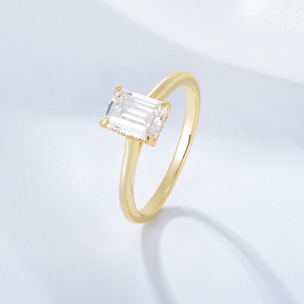 Greta Ring Jewellery