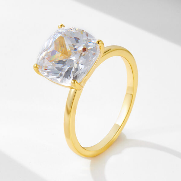 Giana Ring Jewellery
